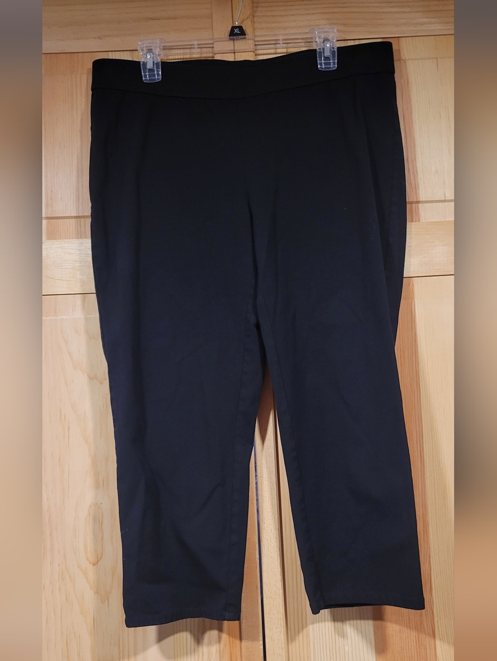 Isaac Mizrahi Live Black Pull on Pants Size 16P